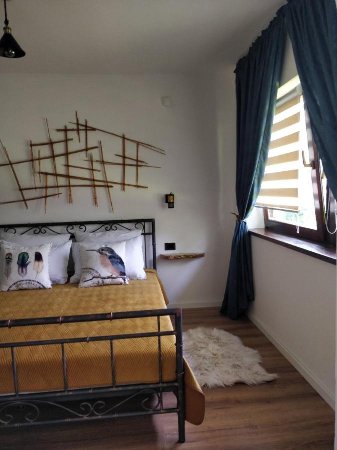 Apartments Celopek Licko Petrovo Selo ภายนอก รูปภาพ
